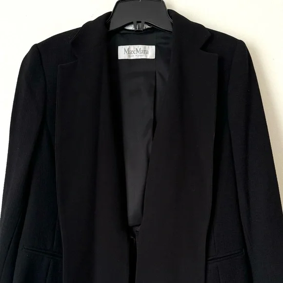 Max Mara black wool crepe jacket with removable collar - Picture 4 of 10